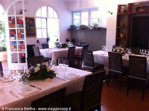 Nella sala del Ristorante San Giovanni