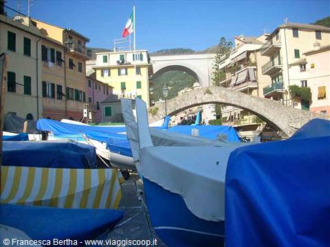 Il Ponte romano visto dal porticciolo