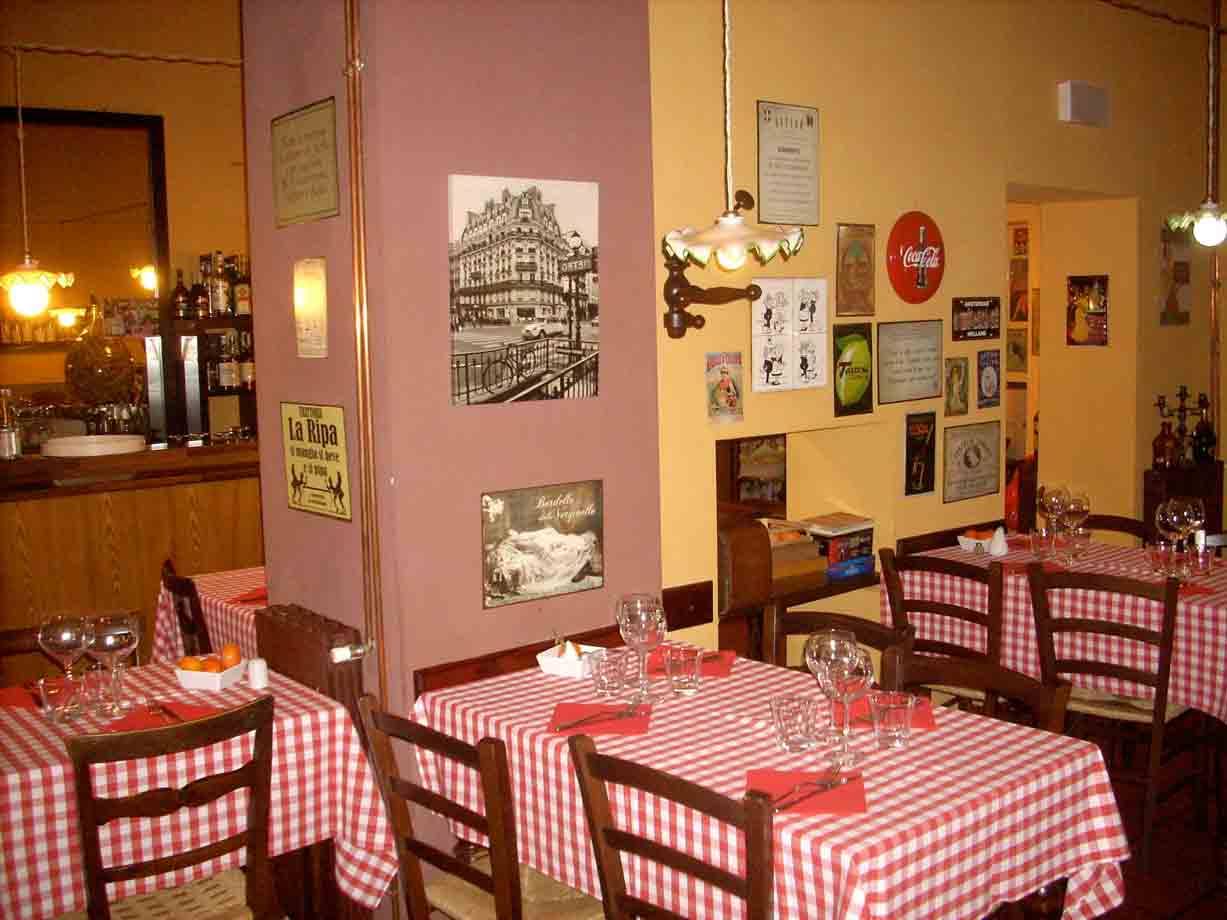 Nella sala dell'Usteria della Lella
