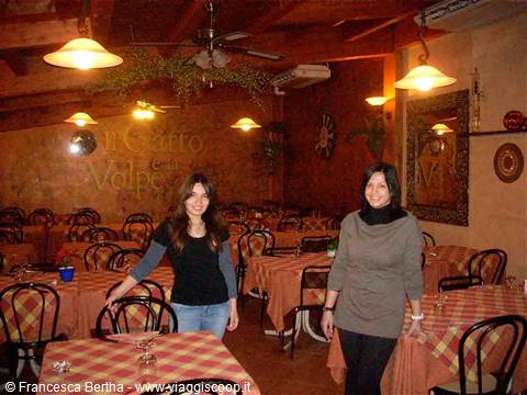 Nella sala del Ristorante Pizzeria Il Gatto e la Volpe
