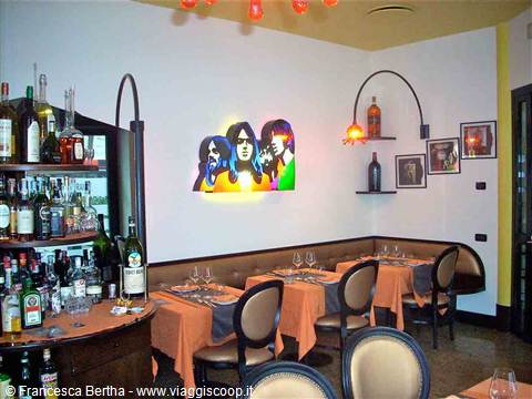 Nella sala del Ristorante Peo