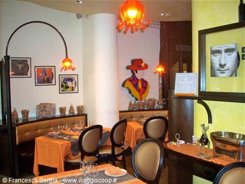 Nella sala del Ristorante Peo