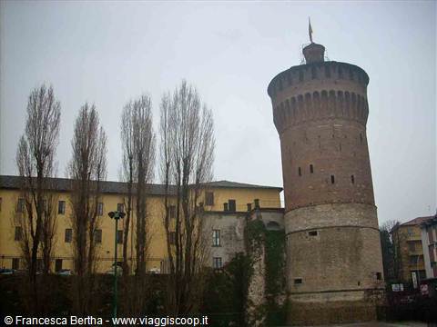 Veduta del Castello di Lodi con il Torrione