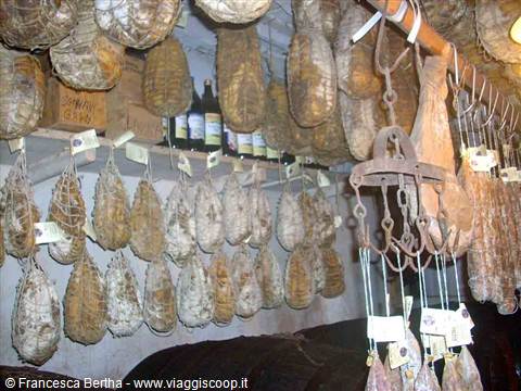 Nella cantina della Trattoria La Buca
