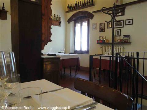 A tavola presso la Trattoria del Borgo