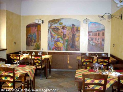 Nelle sale della Locanda della Pesa
