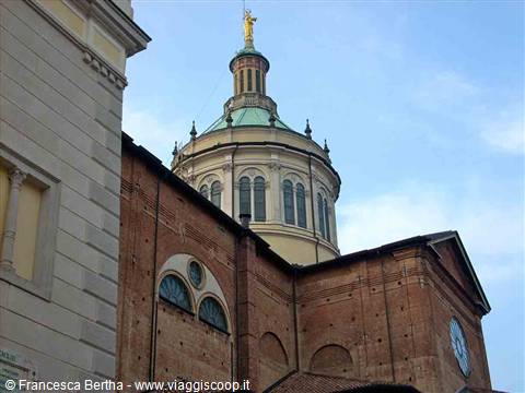 Basilica di San Martino, veduta laterale