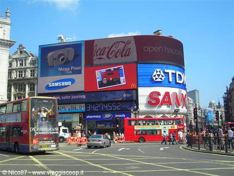 Piccadilly Circus