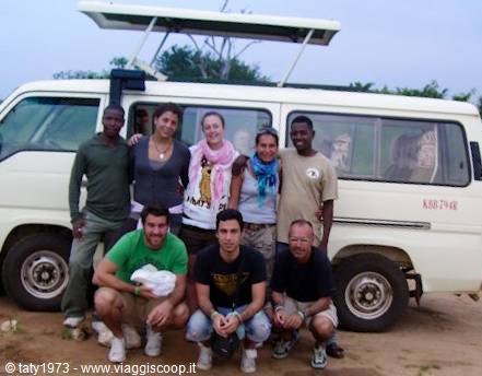 Gruppo in partenza per il Safari con Bernard