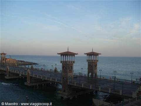 Il ponte di Stanli , Alessandria, il mediterraneo 