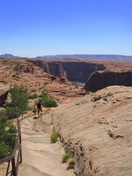 verso Glen Canyon Dam
