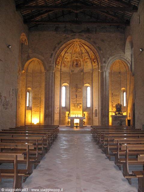 Santa Maria della Rocca - Interno della Chiesa