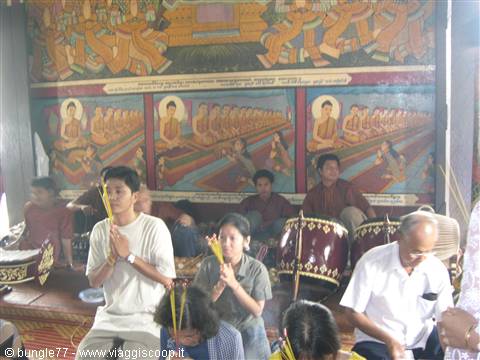 15 - PP - Wat Phnom - Orchestrina