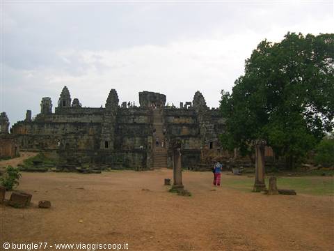 17 - Angkor - Phnom Bakheng