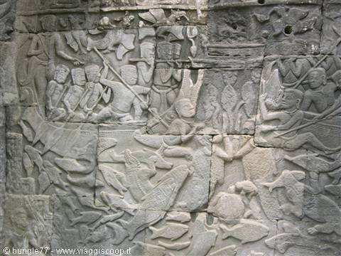 18 - Angkor - Bayon - Bassorilievo