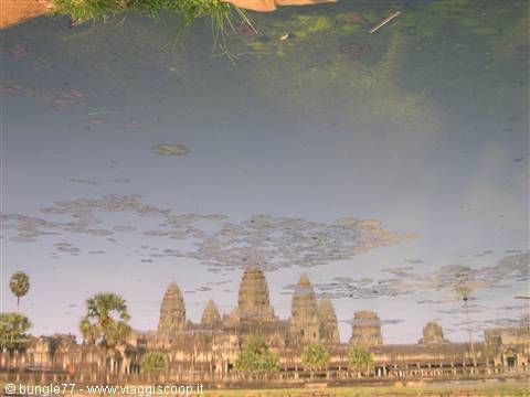 18 - Angkor - Angkor Wat - Riflessi