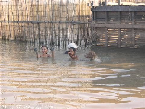 21 - Chong Kneas - Acqua zozza