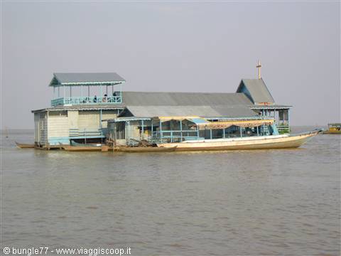 21 - Chong Kneas - Chiesa