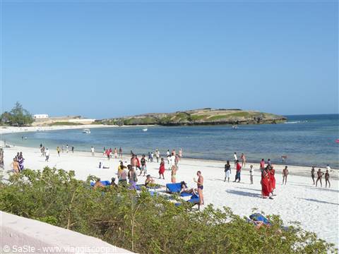 Spiaggia di Watamu con alta marea