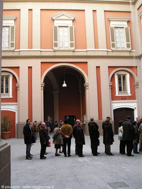 palazzo Prefettura, cortile interno