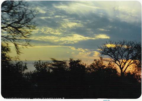 I famosi tramonti africani...!