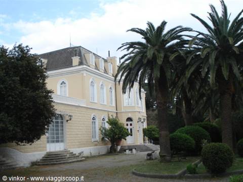Bar: palazzo di re Nicola 