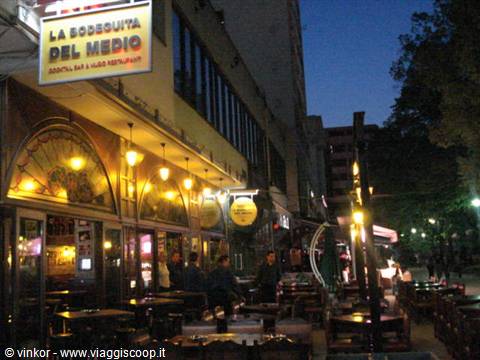 Skopje: la bodeguita del medio, bar cubano