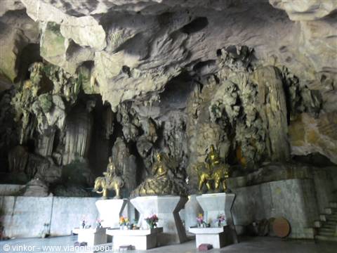 un tempio nelle grotte a Ipoh, Malesia