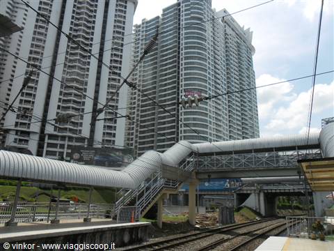 gallerie pedonali e grattacieli a Kuala Lumpur, Malesia
