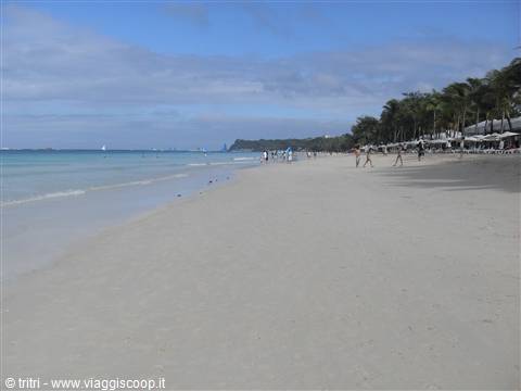 WHITE BEACH BORACAY