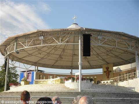 Altare esterno a Medjugorje