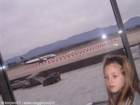 all'aeroporto !!!! si torna ...