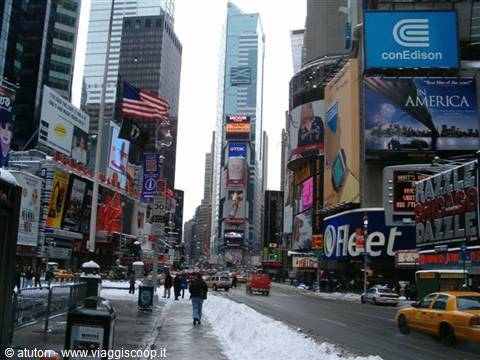 Neve a Times Square