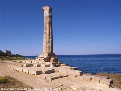 La colonna del tempio di Hera Lacinia