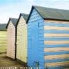 le tipiche cabine da spiaggia color pastello di Bude, Cornovaglia del nord REGNO UNITO 