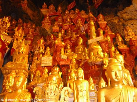 Pindaya:grotta degli 8000 Buddha