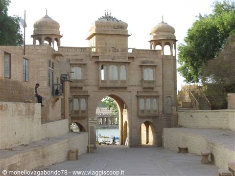 Jaisalmer - Gadi Sagar