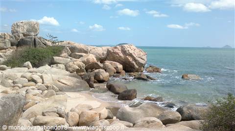 Nha Trang - Hon Chong Promontory