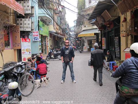Hanoi on the road