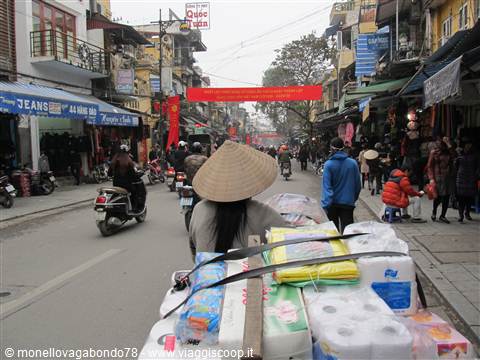 Hanoi on the road