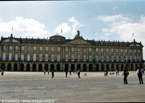 Santiago de Compostela Praza de Obradoiro palazzo Raxoy