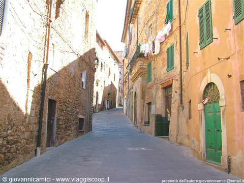 Via Buozzi-strada principale