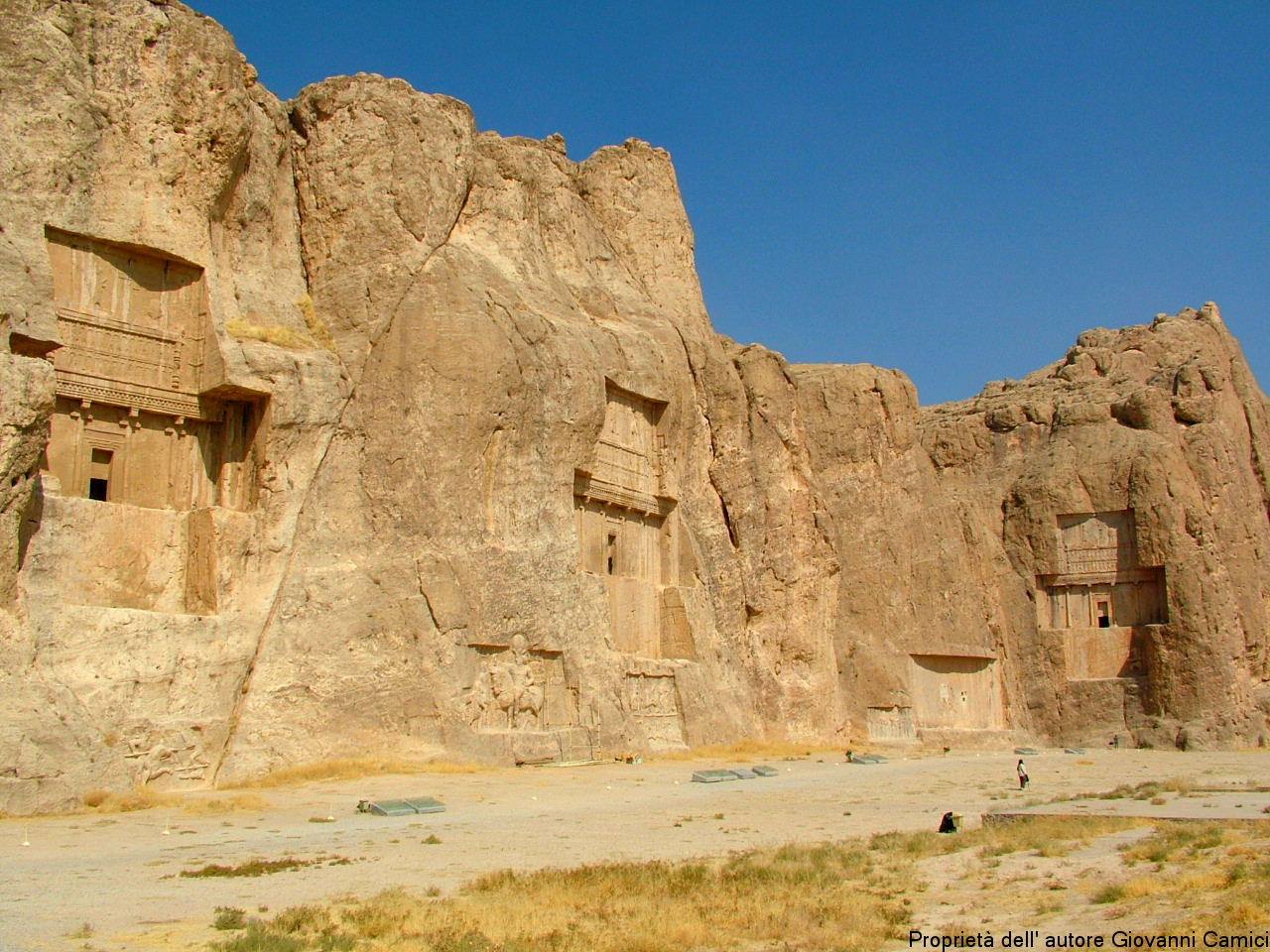Tombe rupestri di Naqsh-e-Rostam.