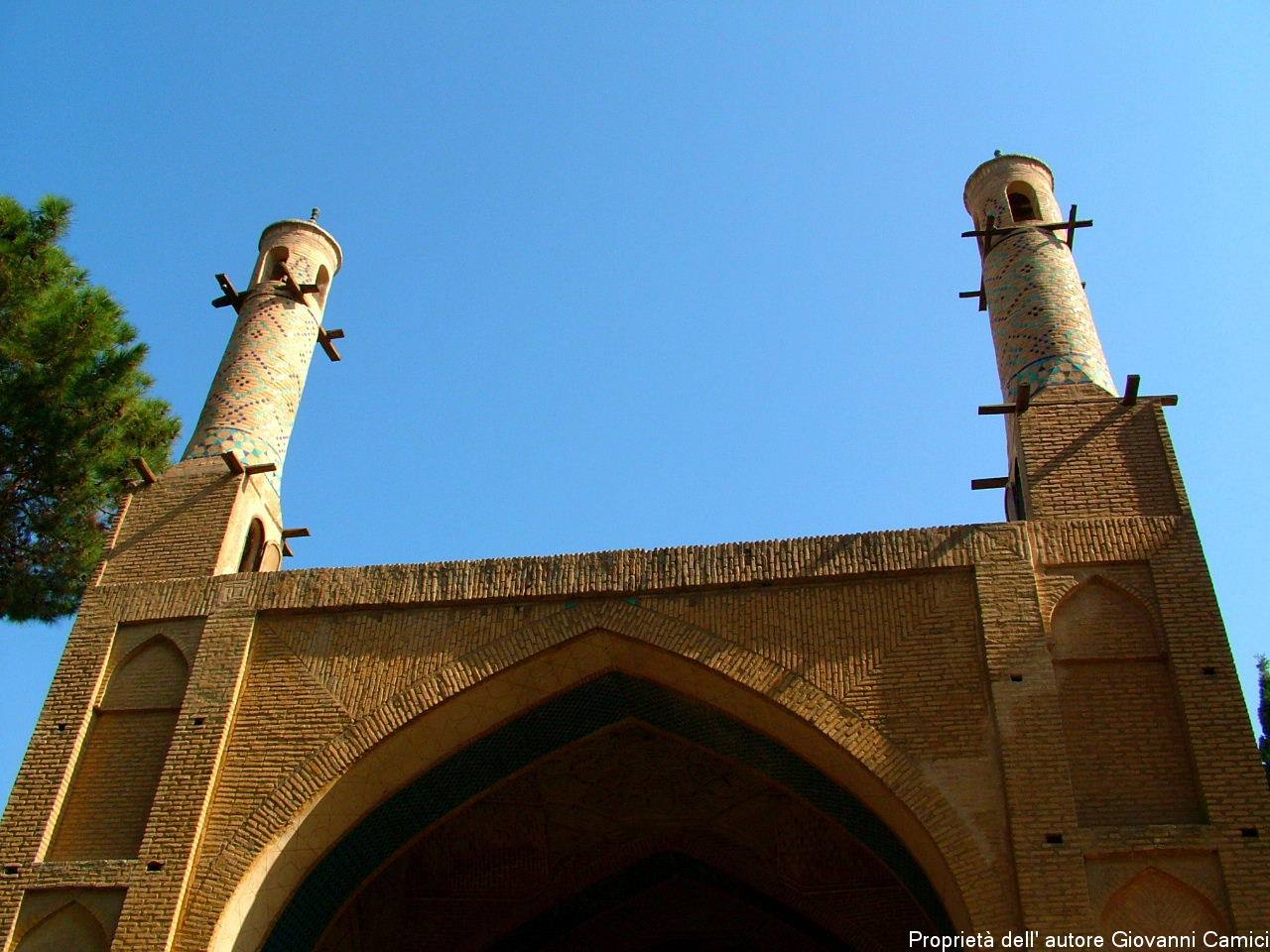 Isfahan-Manar Jomban-Minareti oscillanti