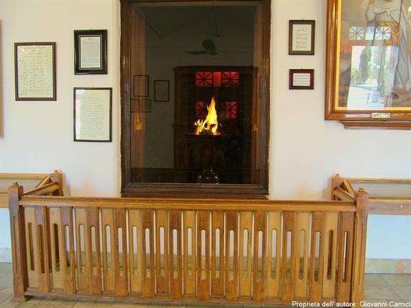 Ateshkadeh-fuoco sacro che arde dal 470 d.c.