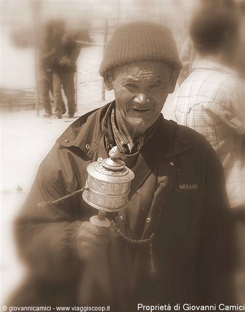ANZIANO LADAKHI