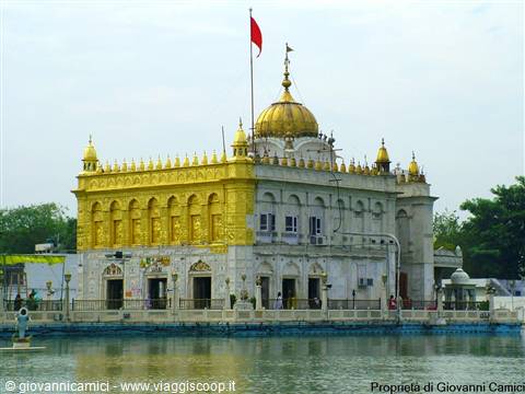 AMRITSAR,Tempio di Durgiana