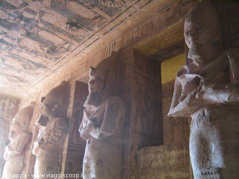 Particola dell'interno del tempio di RAMESSE