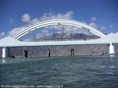 il ponte ferroviario