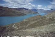 il lago yamdrog, tibet
